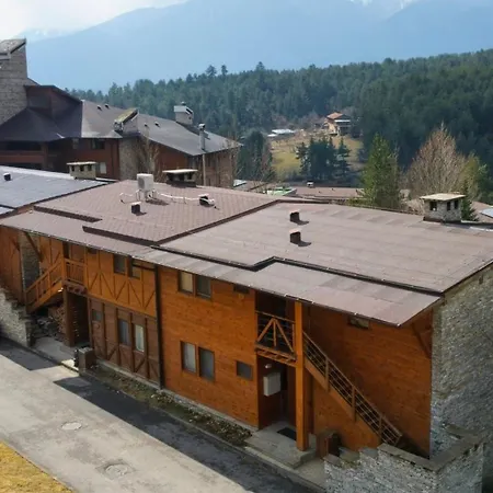 Willa Vista At Katarino