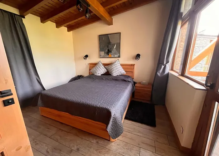 Willa Vista At Katarino